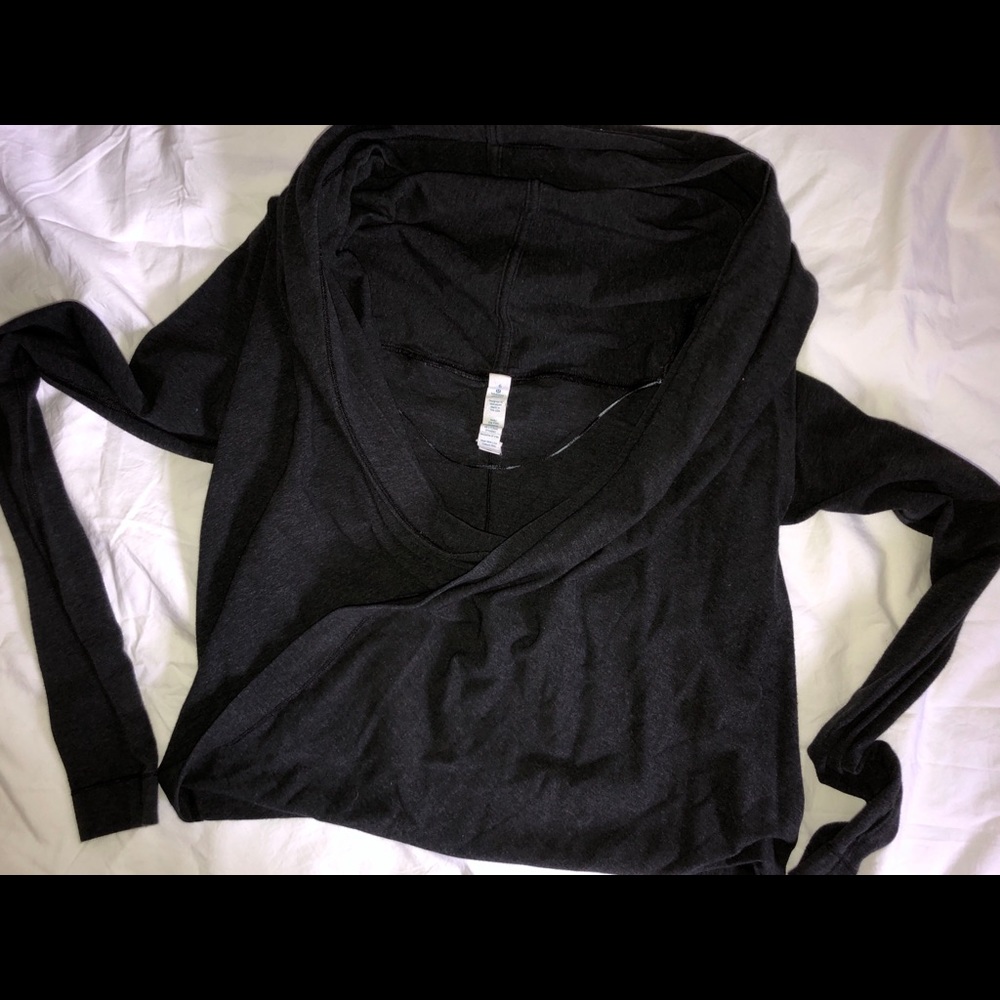 Lululemon Wrap Sweatshirt Sz 6 Dark Grey